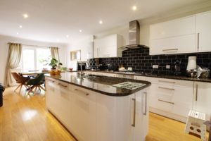 Photo 17- click for photo gallery